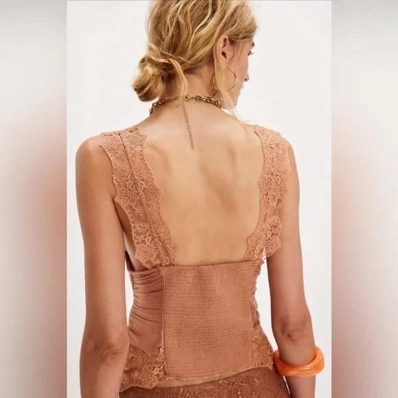 Free People Elena Lace Top in Peached Copper size Large NWT - Picture 2 of 14